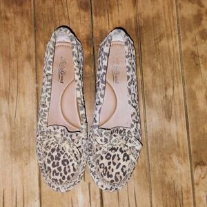 NWOB size 8.5 Lucky Brand Leopard Print  drivers  Loafers Suede Bow Details